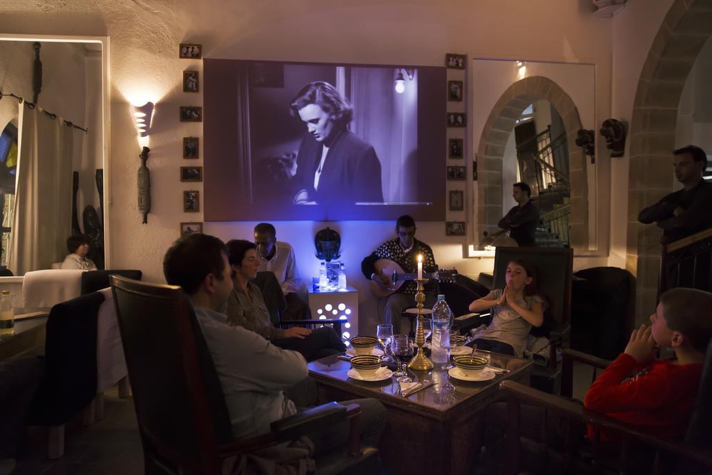 La Maison Du Cinema Есувейра Стая снимка